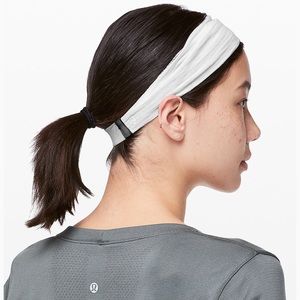 Lululemon Fringe Fighter Headband